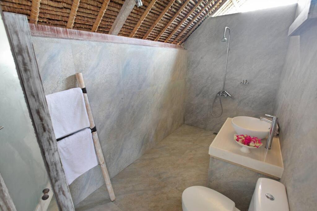 Villa Lumba Lumba - Oceanfront & Spectacular View! 누사 렘봉안 외부 사진